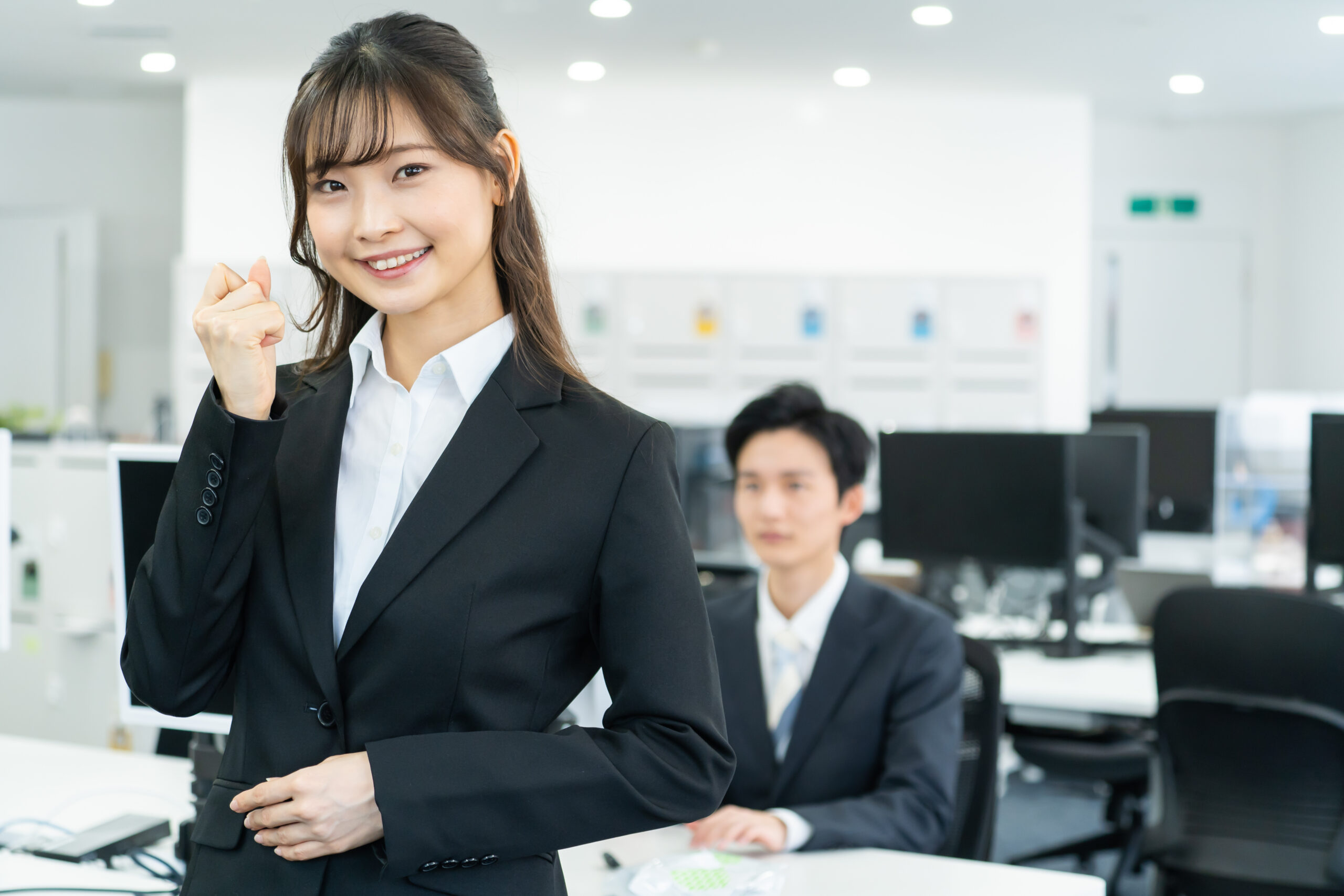 中小企業の経営者が出版する効果——本でブランディングと集客を一気に変えるイメージ